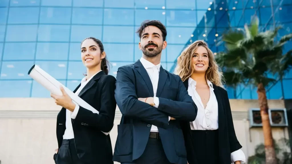 Executivos em ambiente de educa&ccedil;&atilde;o executiva.