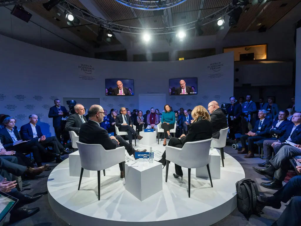 Convidados para painel do F&oacute;rum Econ&ocirc;mico Mundial